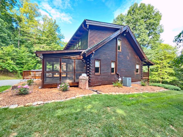 634 Zimmerman RD, Blue Ridge, VA 24064