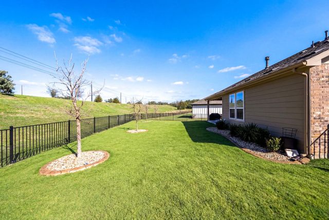 642 Martingale ST, Georgetown, TX 78633