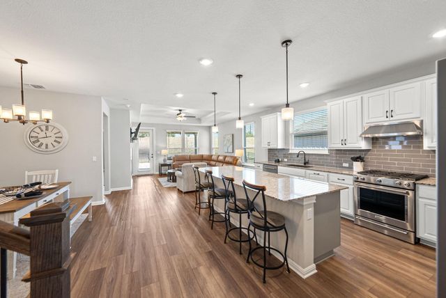 642 Martingale ST, Georgetown, TX 78633