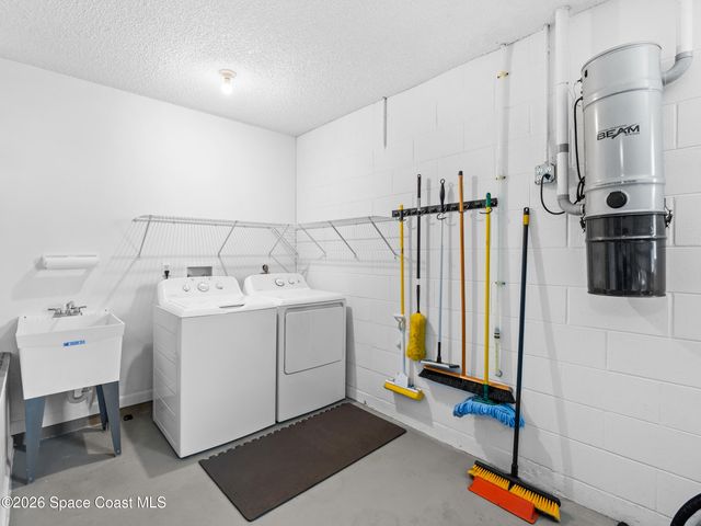 1528 Glentry Lane, Sebastian, FL 32958