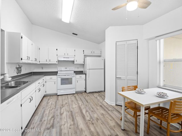 1528 Glentry Lane, Sebastian, FL 32958