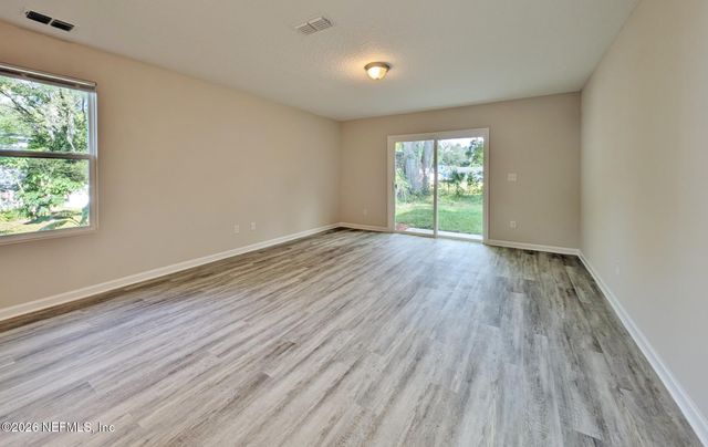 9075 EATON Avenue, Jacksonville, FL 32211