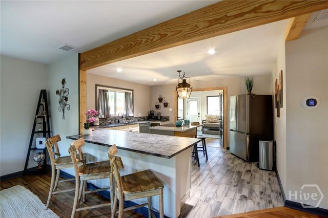 171 Smith Avenue, Savannah, GA 31408