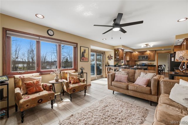 148 Timberlink Drive, Grand Island, NY 14072