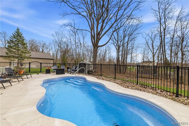 148 Timberlink Drive, Grand Island, NY 14072