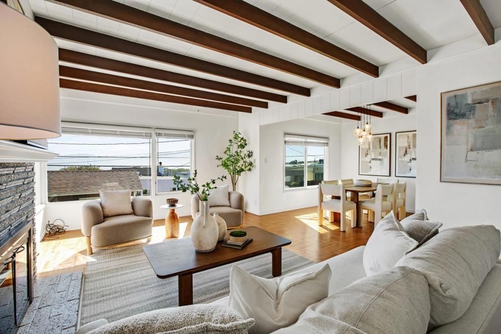 Image 3 of property listing at 1339 S Mayfair Avenue, Daly City, CA 94015