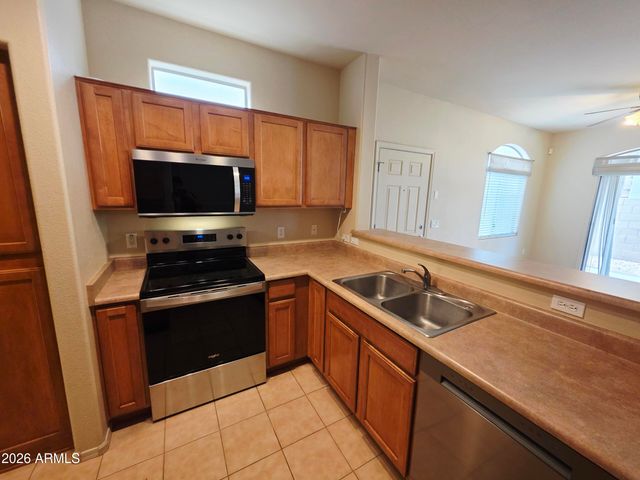 2727 N PRICE Road 35, Chandler, AZ 85224