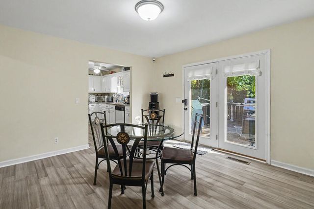 625 Mount View Dr, Tunnel Hill, GA 30755