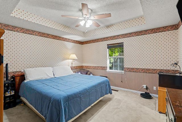 625 Mount View Dr, Tunnel Hill, GA 30755