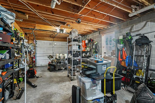 625 Mount View Dr, Tunnel Hill, GA 30755