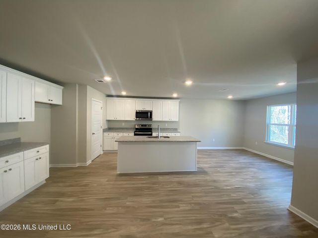212 Hawthorne Drive, Long Beach, MS 39560