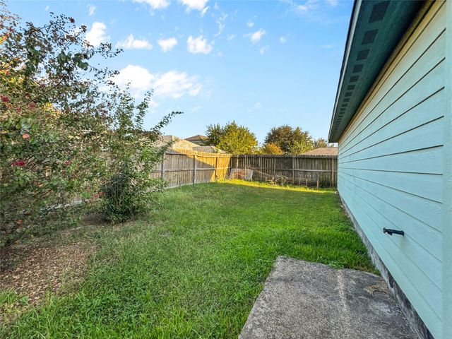 6614 Pine Tree Springs, Houston, TX 77049