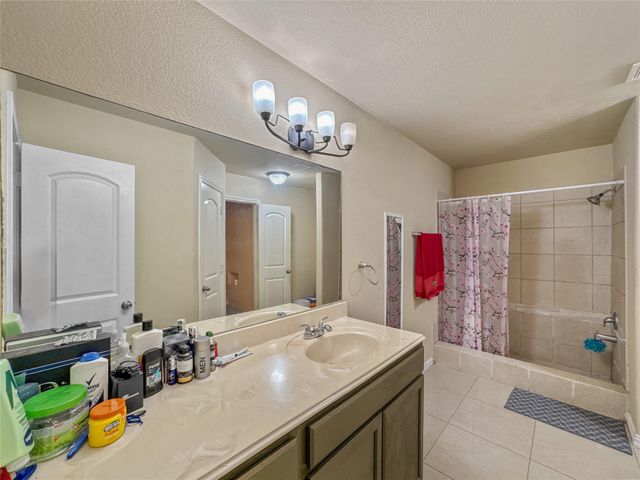 6614 Pine Tree Springs, Houston, TX 77049