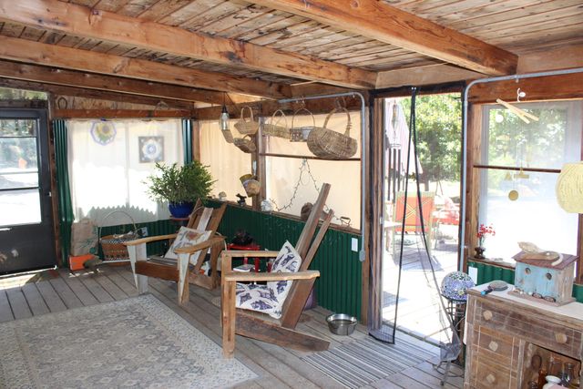 3961 Red Rock Road, Benbow, CA 95542