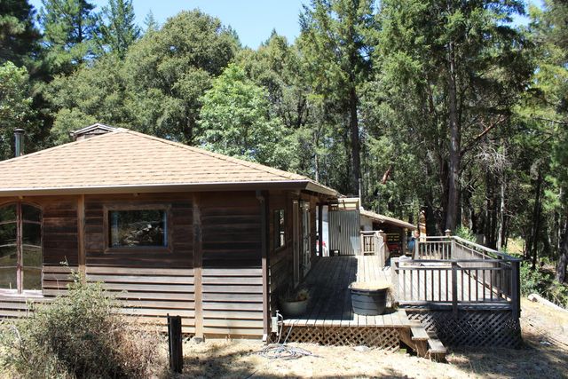 3961 Red Rock Road, Benbow, CA 95542