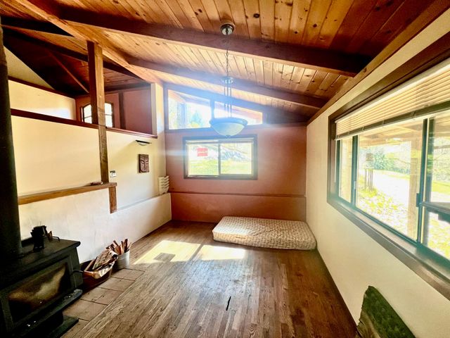 3961 Red Rock Road, Benbow, CA 95542