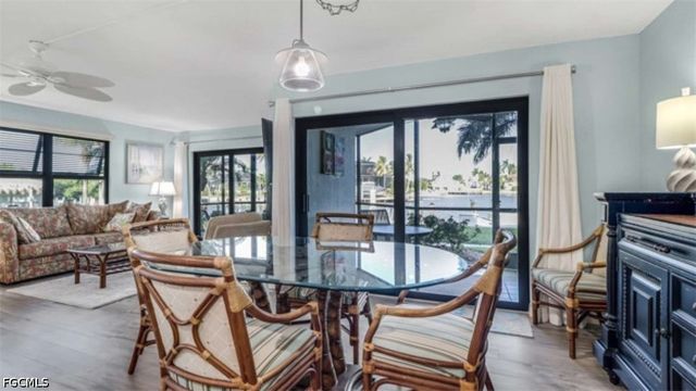543 Seaview CT J1, Marco Island, FL 34145