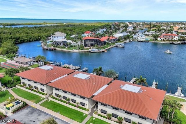 543 Seaview CT J1, Marco Island, FL 34145
