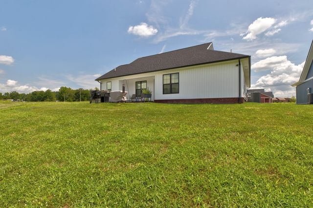 120 Hawk Lane, Mt Sterling, KY 40353