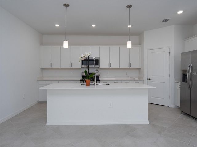 11470 BURGUNDY DRIVE, Venice, FL 34293