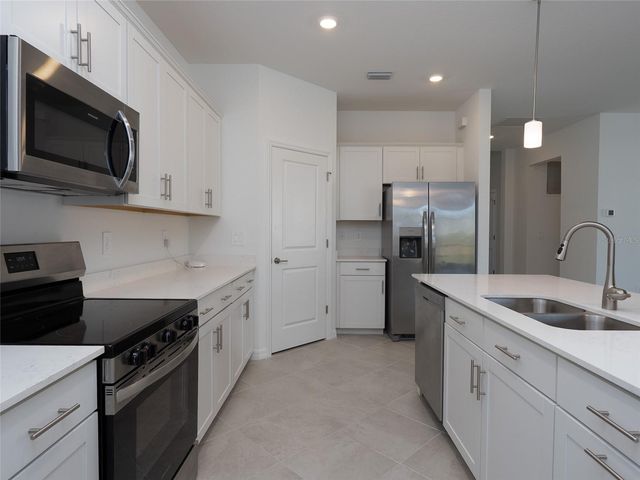 11470 BURGUNDY DRIVE, Venice, FL 34293