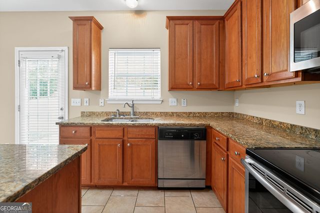 4290 Donna Way, Lithonia, GA 30038