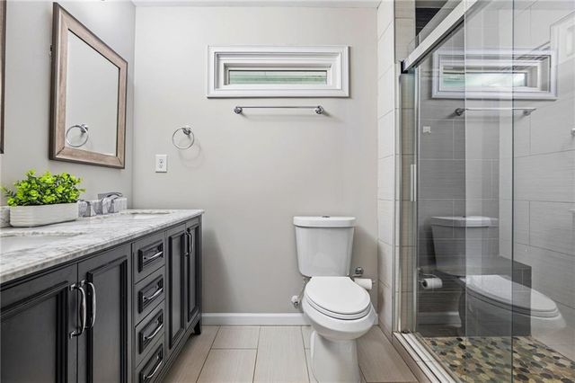 2670 Woodridge Drive, Decatur, GA 30033