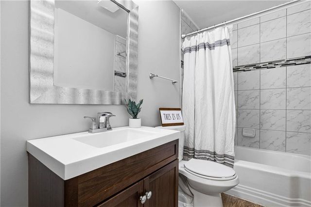 2670 Woodridge Drive, Decatur, GA 30033