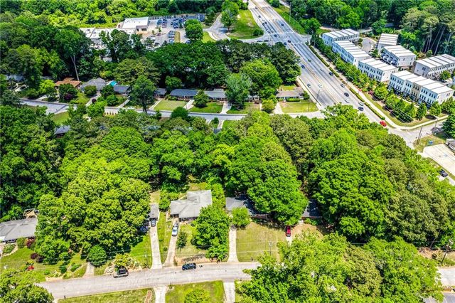 2670 Woodridge Drive, Decatur, GA 30033