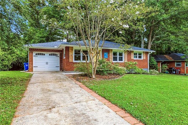 2670 Woodridge Drive, Decatur, GA 30033