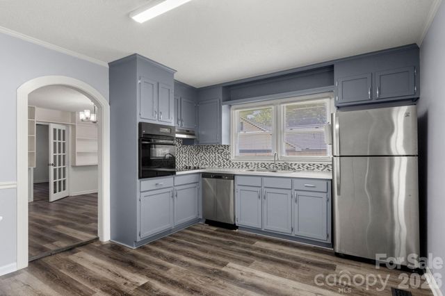 609 S Oak Street, Gastonia, NC 28054