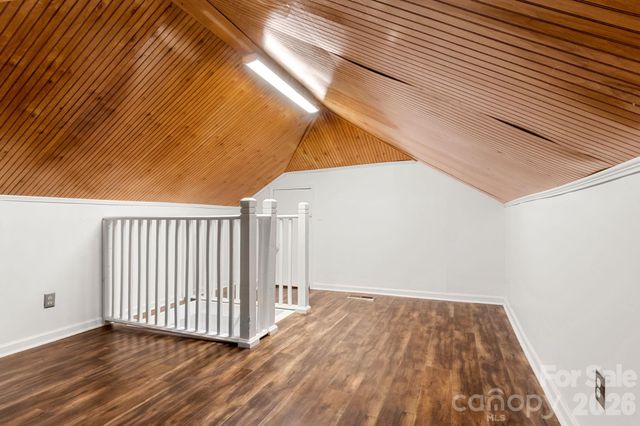 609 S Oak Street, Gastonia, NC 28054
