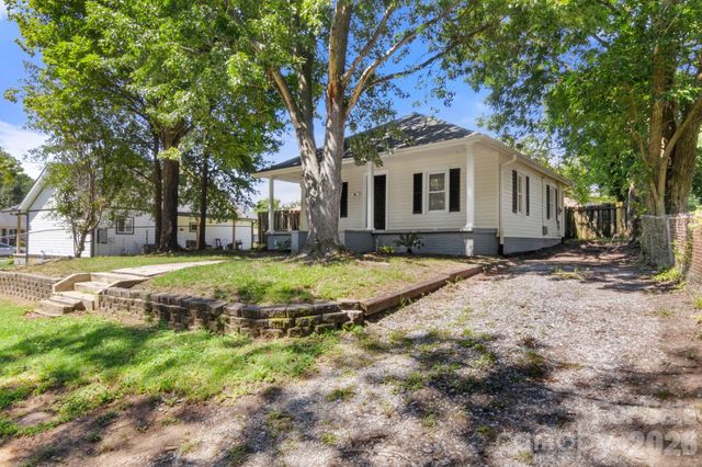 609 S Oak Street, Gastonia, NC 28054