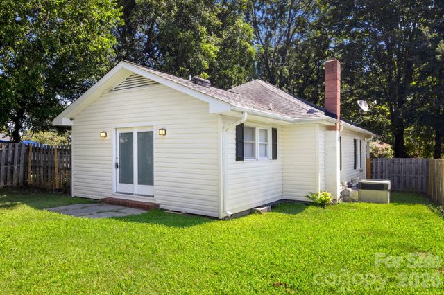609 S Oak Street, Gastonia, NC 28054