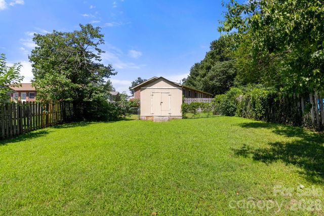 609 S Oak Street, Gastonia, NC 28054
