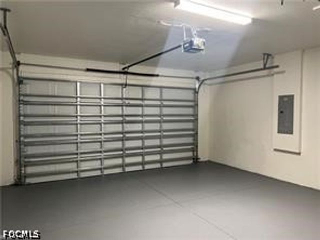 2813 23rd ST W, Lehigh Acres, FL 33971
