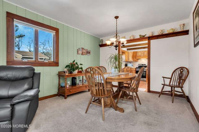 1172 Dell Street, Toms River, NJ 08755