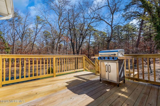 1172 Dell Street, Toms River, NJ 08755