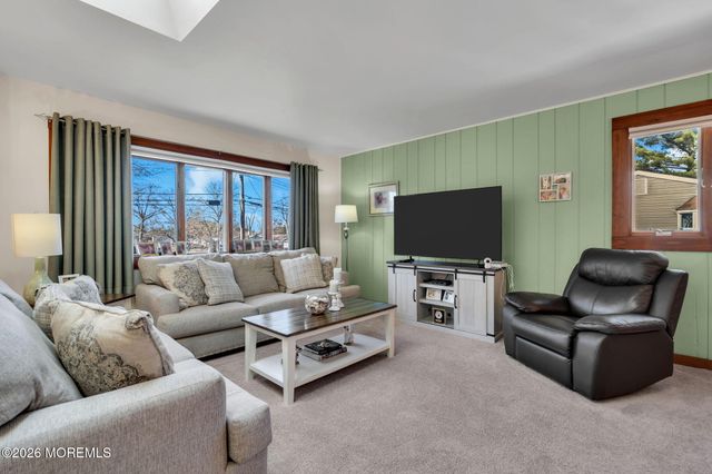 1172 Dell Street, Toms River, NJ 08755