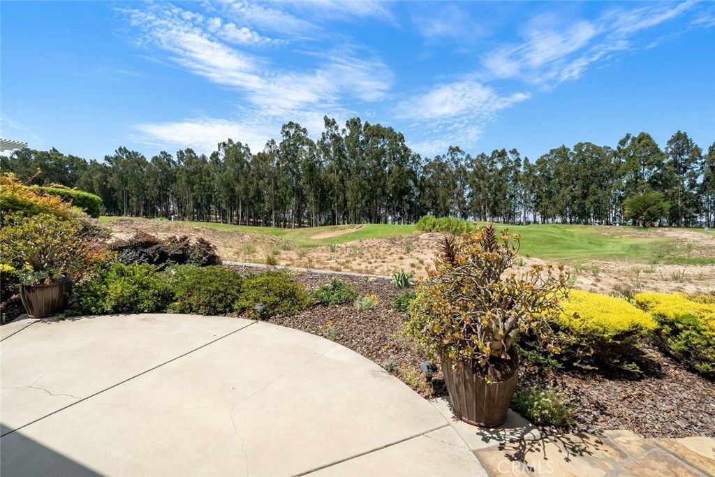 Image 14 of property listing at 1978 Eucalyptus, Nipomo, CA 93444