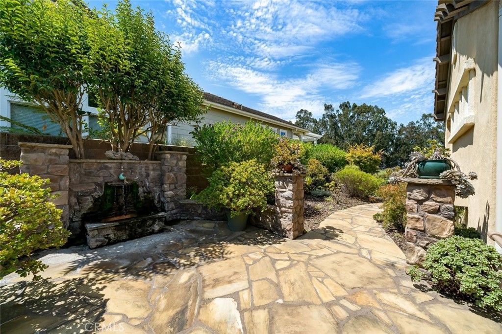 Image 27 of property listing at 1978 Eucalyptus, Nipomo, CA 93444