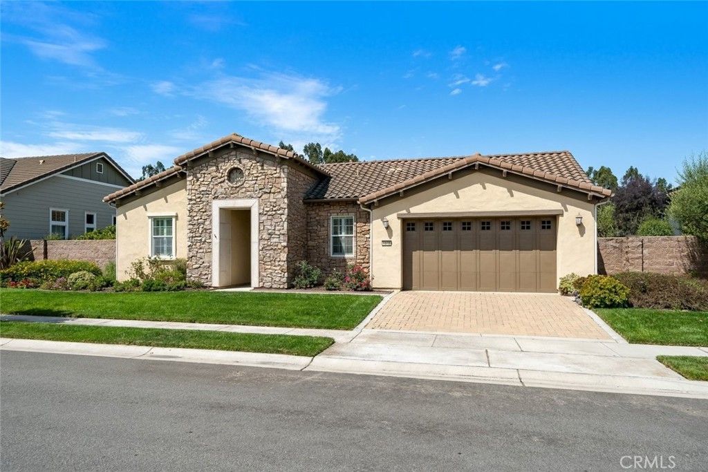 Image 5 of property listing at 1978 Eucalyptus, Nipomo, CA 93444