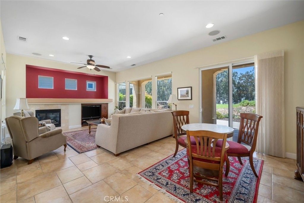 Image 8 of property listing at 1978 Eucalyptus, Nipomo, CA 93444
