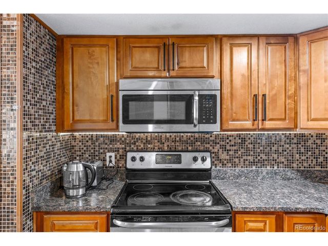2496 S Vaughn Way D, Aurora, CO 80014