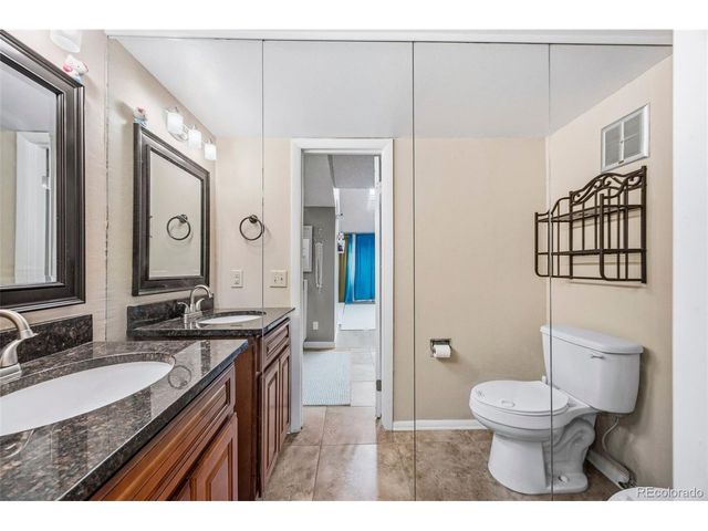 2496 S Vaughn Way D, Aurora, CO 80014