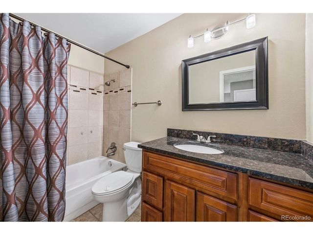 2496 S Vaughn Way D, Aurora, CO 80014