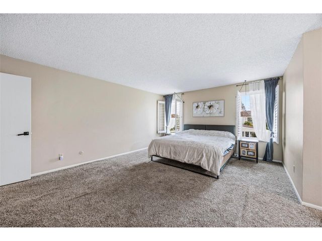 2496 S Vaughn Way D, Aurora, CO 80014