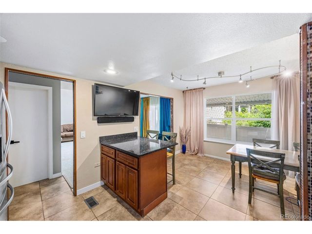 2496 S Vaughn Way D, Aurora, CO 80014