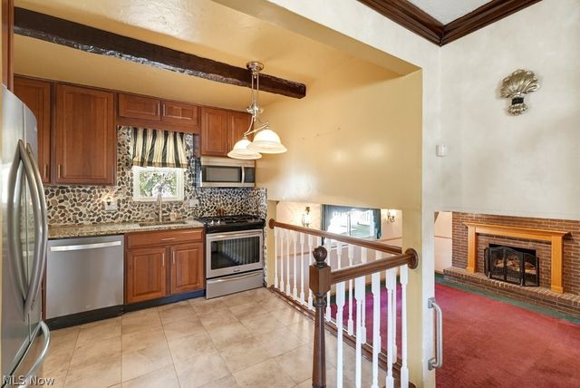 14924 Carol Drive, Maple Heights, OH 44137