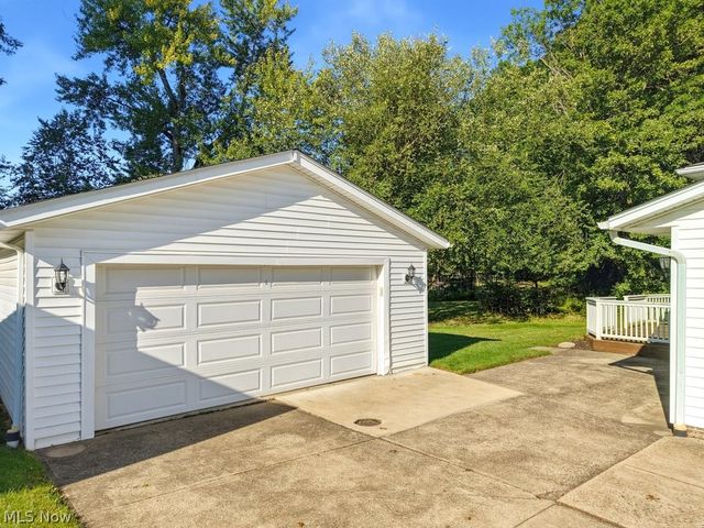 14924 Carol Drive, Maple Heights, OH 44137